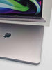 **DEAL** MacBook Pro 17,1 - M1 (8-CPU 8-GPU) - 8GB Ram - 256GB SSD - 13" LED Screen - Space Grey