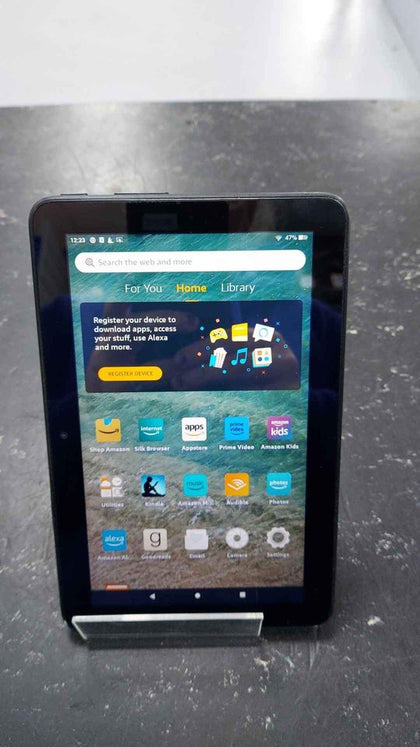 Amazon kindle fire 7 , 12th gen, 32gb, with red case (2022) has a white mark on the back.