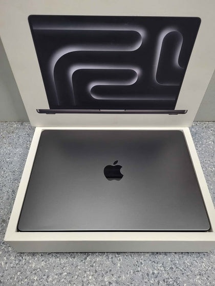 **SALE** Apple MacBook Pro 15,6/M3 Pro (11-CPU 14-GPU)/18GB Ram/512GB SSD/14