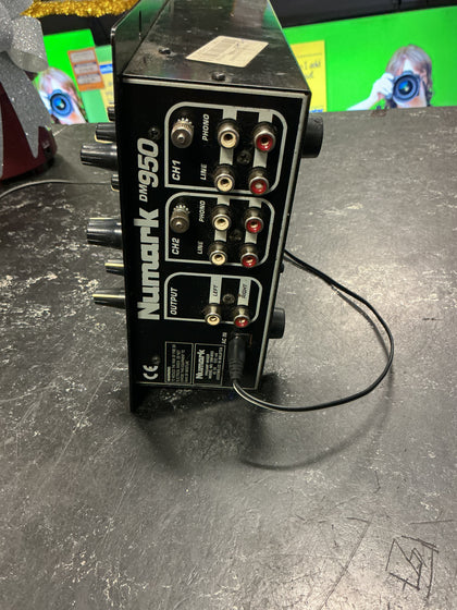 Numark DM950