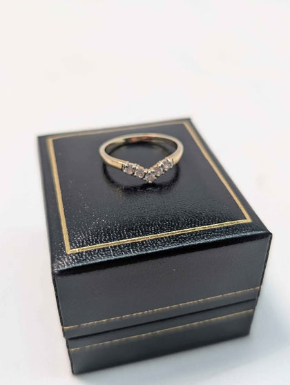9ct Yellow Gold Wishbone Ladies Ring With Stones - 1.38 Grams - Size O