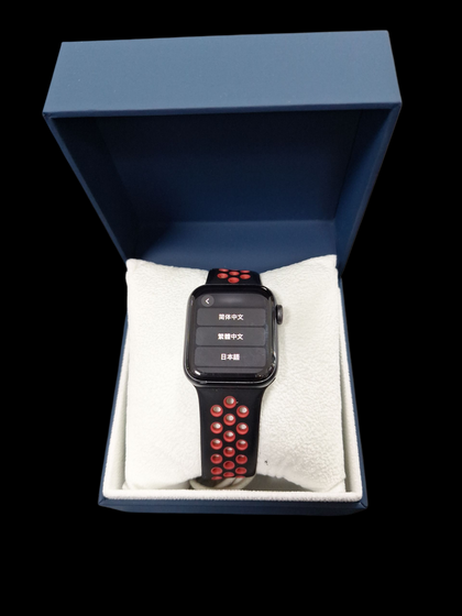 Watch Series 6 (Cellular) Titanium, 40mm, Red And Black, B