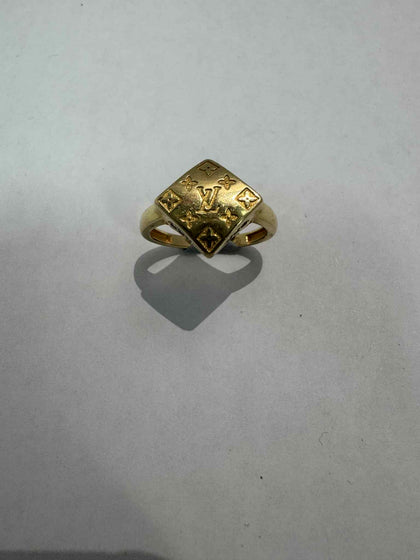 18ct gold ring (Size P) (3.1G)