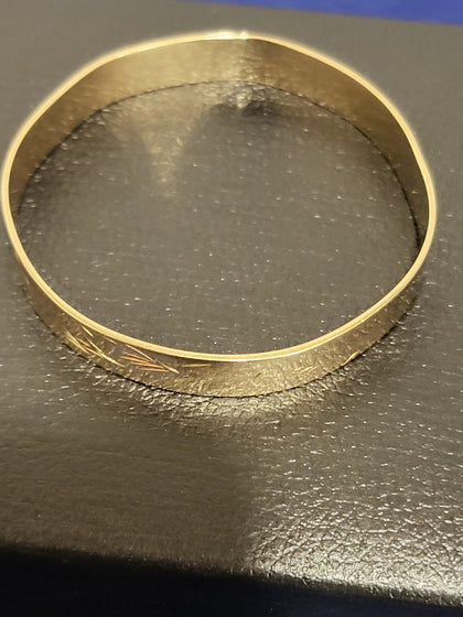 9ct Yellow Gold Patterned Bangle - 2