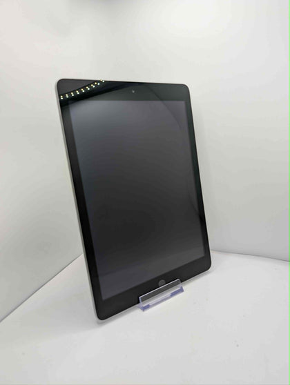 Apple iPad 5th Gen (A1822) 9.7