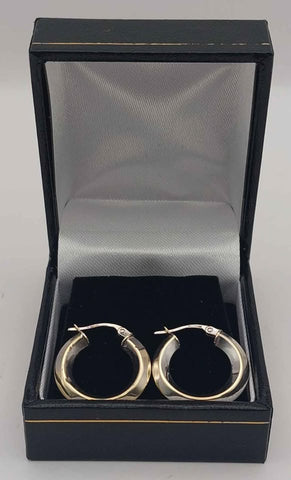 9ct white gold Hooped earrings 2.5g boxed & hallmarked