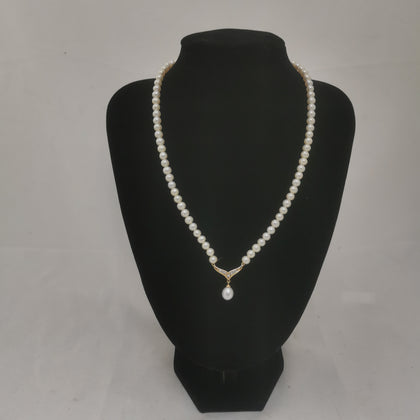 9k Gold & Pearl Necklace, 20.3Grams, Hallmarked & Tested, Length: Approx. 17