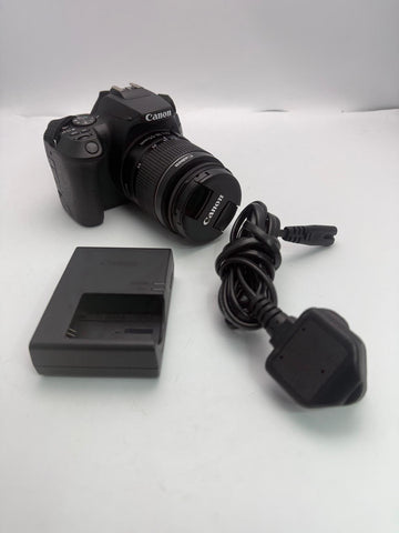 Canon EOS 250D Digital SLR 24.1MP Black & EF-S 18-55mm III - FULLY TESTED