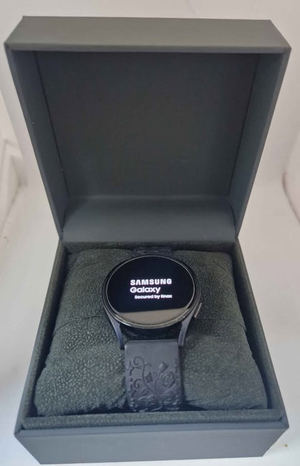 Samsung Galaxy Watch6 40mm Bluetooth - Graphite R930