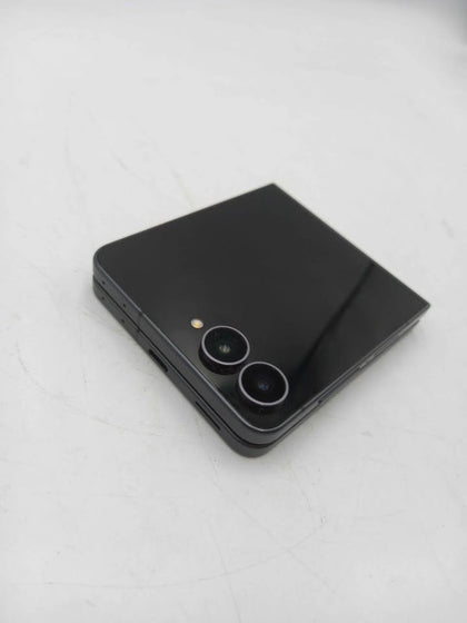 Samsung Galaxy Z Flip8 512GB Graphite Unlocked Unboxed