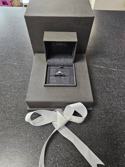 Vera Wang Love Collection 18ct 0.3 Diamond Ring With Sapphire Stones