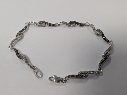 9ct White Gold Diamond 7.5” Bracelet