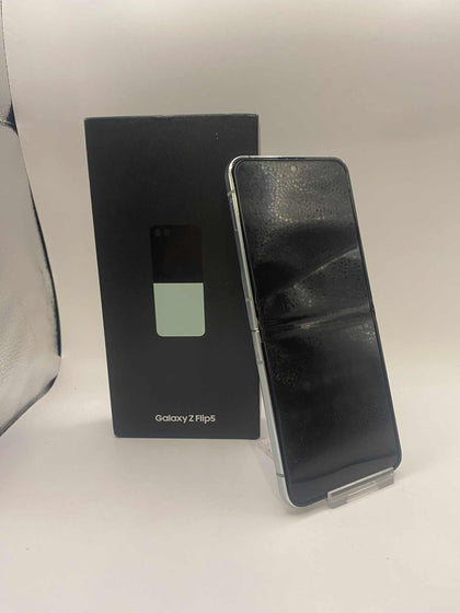 Samsung Galaxy Z Flip5 256GB Mint, Unlocked C