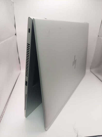 HP 755-G5, Ryzen 7 2700U, 16GB Ram, 256GB SSD, 15