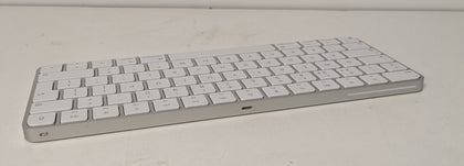 Apple Magic Keyboard (A2450) - Silver