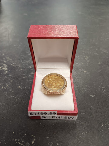 9ct Gold 1959 Full Sovereign Ring 17.17g