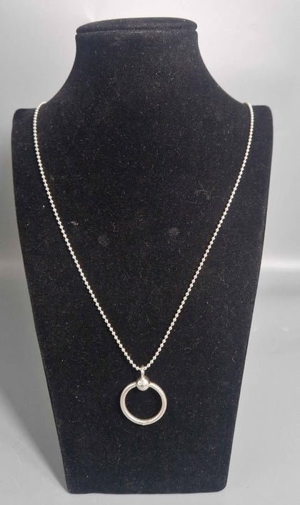 Pandora chain With Pandora Small Moments O