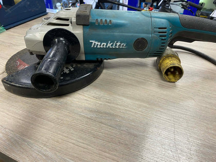 Makita DA3010 10mm Angle Drill