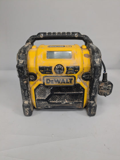 DeWalt DCR020 Compact Digital Radio