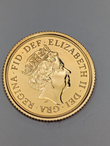 2017 HALF SOVEREIGN COIN WITH DISPLAY CASE