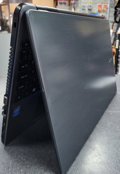 Acer E5-571 - i3-4005U - 12GB Ram - 1TB HDD - DVD-RW - 15