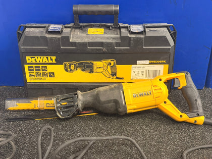 Dewalt DWE305 Reciprocating Saw