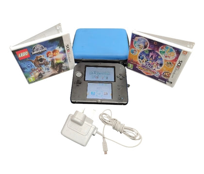 Nintendo 2DS Black/Blue w/case and games**Unboxed**