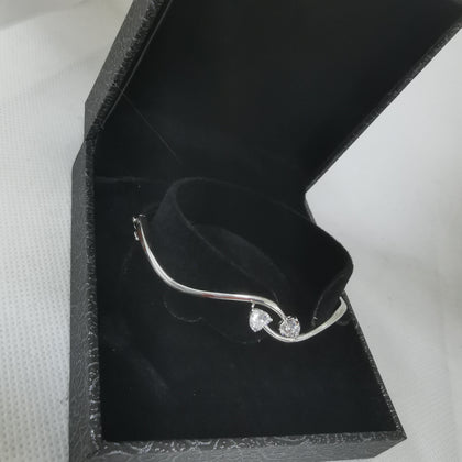 9K White Gold Bangle CZ Stones, 6.10Grams Total, 375 Hallmarked & Tested, Width: 2.5