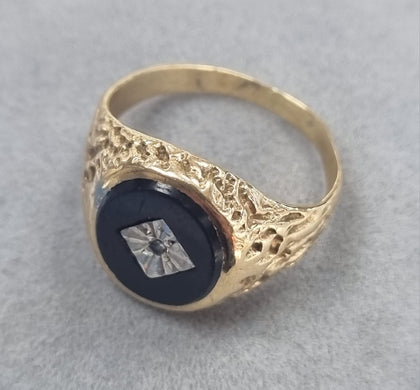 9CT GOLD RING BLACK STONE DIAMOND SIZE L LEYLAND