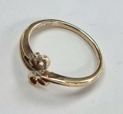 9ct Gold diamond Ring size M1/2