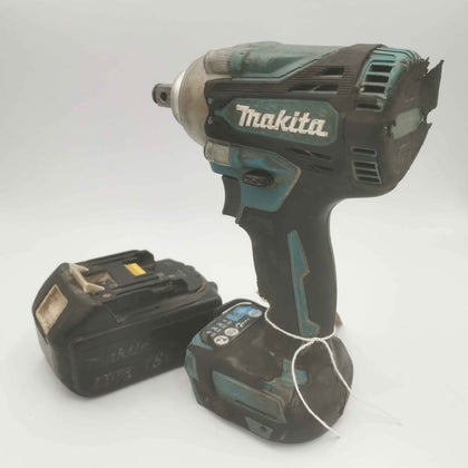Makita DTW300 Impact Wrench With 5.0Ah Battery