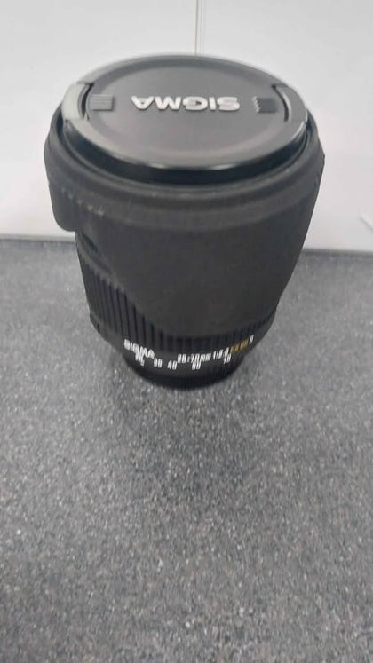 Sigma 28-70mm f/2.8 EX DG (nikon) with case & box in good condition