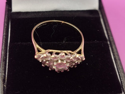 9CT - Yellow Gold Ring With Clear Stones - 2.06g - Size Q