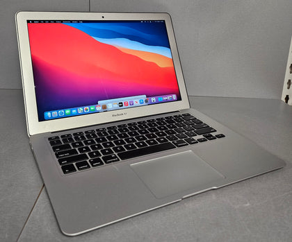 Apple Macbook Air 2017 A1466 13.3