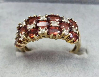 9ct Gold Garnet Ring Size 