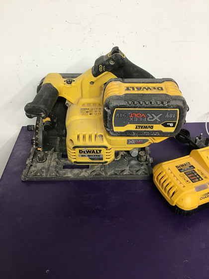 Dewalt DCS520T2 FlexVolt XR Plunge Saw 54V  battery and changer