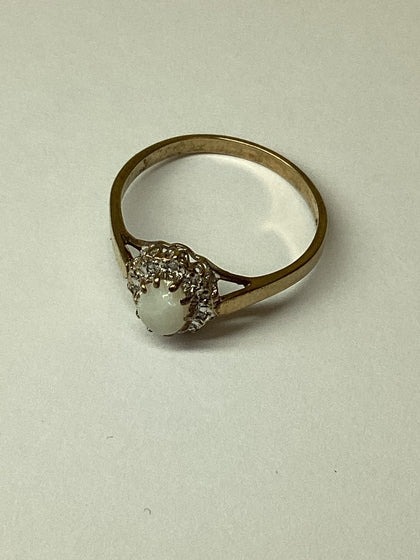 9CT Gold Ring  S 1/2