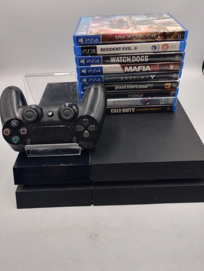 Sony Playstation 4 500GB Console & 9 Games