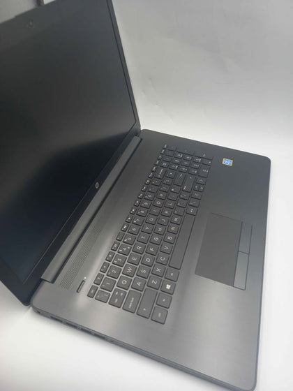 HP 17-BY0023/4417U/4GB Ram/1TB HDD/DVD-RW/17