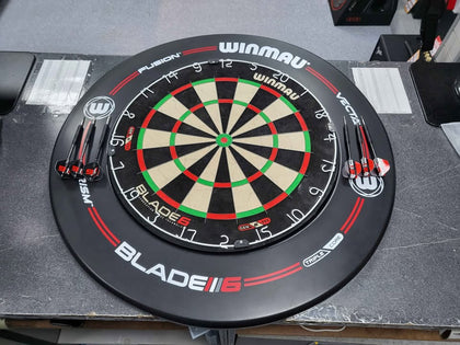 Winmau Blade 6 DartBoard with Surround and 2 sets of Darts
