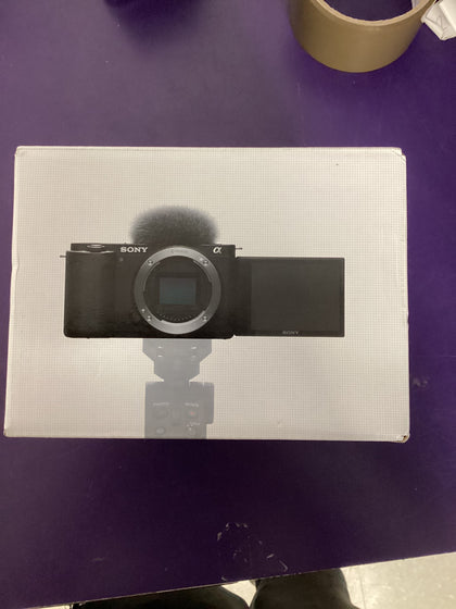Sony Alpha ZV-E10 & Viltrox Lens