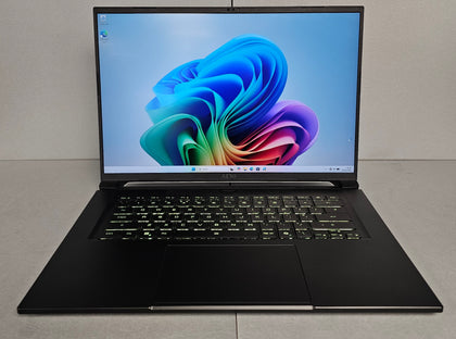 Gigabyte Aero X16 Copilot+ EG61h RTX 5060/Ryzen AI 7 350 Processor 8 cores/ 1TB SSD/ 32GB Ram ** Unboxed **