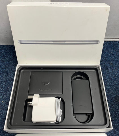 MacBook Pro 12,1 Early 2015 13