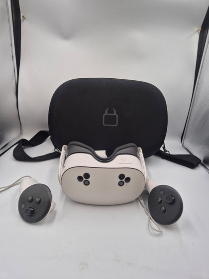 Meta Quest 3S  Reality Headset - 256 GB & Case