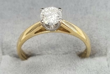 18ct Gold Diamond Forever Ring Size 