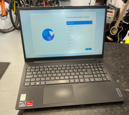 LENOVO V16 G3 16GB 512GB SSD LAPTOP