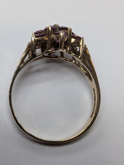 9CT GOLD RING WITH PINK STONES SIZE P.5 PRESTON STORE