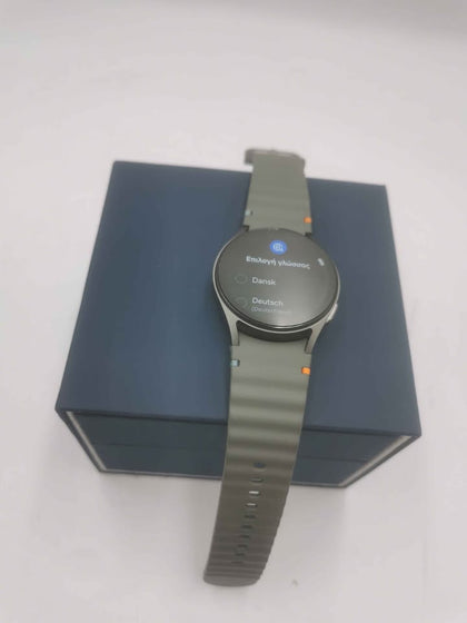 Samsung Galaxy Watch7 40mm With Green Strap