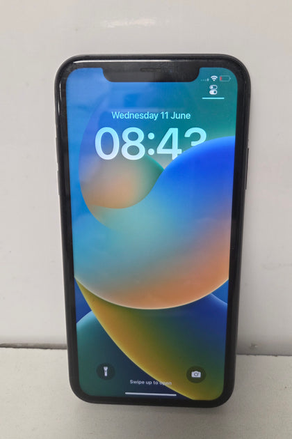 Apple iPhone 11 64GB Black - Unlocked *73% Battery Health*