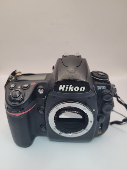 Nikon D700 12.1M Body Only with charger , not boxed .